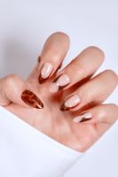 Faux ongles de luxe en ABS, forme amande, avec strass, finition chrome doré, style French, à presser, taille moyenne, fabrication OEM/ODM sur mesure
