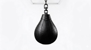 Ballon de boxe gonflable en cuir véritable de haute qualité, personnalisé avec logo et taille sur mesure - Product Image 2