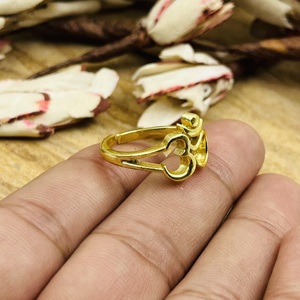 Meilleures bagues Om en laiton plaqué or 18 carats pour femmes, style bohème, religieuses, spirituelles, yoga, délicates, pour mariage et fiançailles, bijoux certifiés - Product Image 3