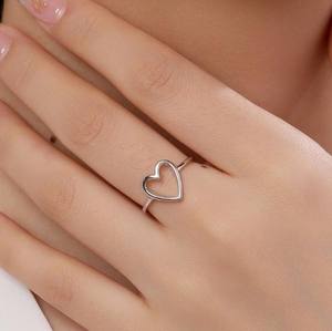 Bague Cœur Ouvert en Argent Sterling, Bague Minimaliste, Bague Cœur Géométrique en Argent, Bague en Argent Massif - Product Image 5