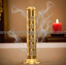 Quemador de fragancias portátil de latón popular para varillas de incienso con grabado Om al mejor precio - Product Image 2