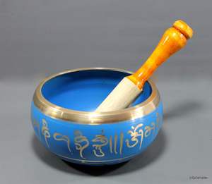 Cuenco tibetano azul con relieve o martillado de colores para la salud y un sonido mágico - Product Image 4