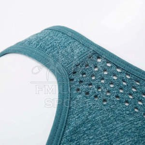 Sujetador deportivo elegante hecho de tela de secado rápido con correas traseras ajustables para un ajuste perfecto, ideal para entrenamientos en el gimnasio. - Product Image 6