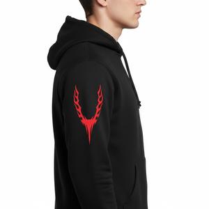 Sweat à capuche en molleton noir pour homme avec logo personnalisé, vente en gros, streetwear, motif crâne de démon et flammes, pull épais pour l'hiver - Product Image 3