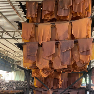 Feuille de caoutchouc naturel RSS3 de haute qualité – Meilleur prix usine Vietnam – Revêtement de sol, pneus, tubes en caoutchouc, rouleaux de courroies transporteuses - Product Image 1