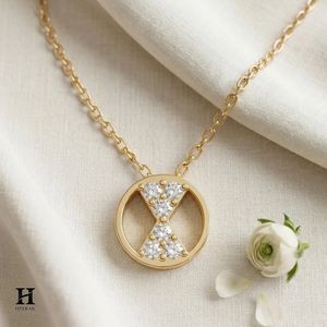 Collier en or 14 carats avec pendentif cercle géométrique moderne en diamant, bijoux fins minimalistes - Product Image 6