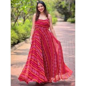 Vestido largo de verano para mujer, rojo, estampado, con tirantes finos, sin mangas, acampanado - Product Image 1