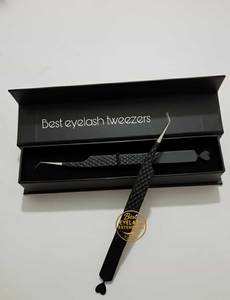 Pince à épiler professionnelle noire à 45 degrés pour extensions de cils, en fibre antidérapante, en acier inoxydable, pour volume de cils, avec logo personnalisé - Product Image 6