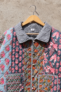 Veste matelassée en coton tissé à la main pour femme, écologique, réversible, style bohème, cadeau d'hiver avec fermeture boutonnée recouverte - Product Image 2
