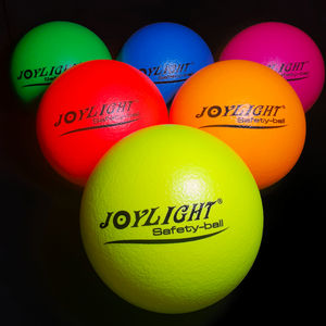 Jouet de sport réactif aux UV de 6 pouces en mousse Dodgeball en matériau PU durable - Product Image 3