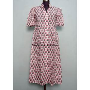 Robe d'été vintage indienne en coton imprimé floral fait main, col en V, lavable, style bohème, longueur cheville pour femme - Product Image 3