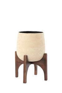 Maceta moderna de metal con patrón geométrico, esmaltada en blanco y negro, para interiores, sobre soporte de madera. - Product Image 3