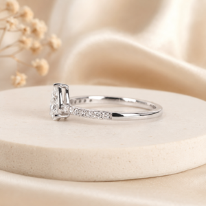 Anillo de Lujo con Diamantes Cultivados en Laboratorio con Corte de Pera y Pavé |   Anillo de Compromiso de Oro Blanco de 10K con Certificado IGI, Joyería Fina, Regalo para Mujer - Product Image 2
