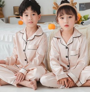 ชุดนอนเด็กแขนยาวสีแดงผ้าซาตินสำหรับเด็กชายและเด็กหญิงชุดนอนฤดูหนาวชุดเด็กสองชิ้น - Product Image 3