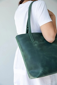 Premium Genuine Leather Fringe Handbag for Women – Vintage Boho Style Shoulder <b>Bag</b> with Tassels & <b>Studded</b> Detail - Product Image 6