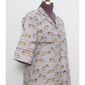 เดรสผ้าฝ้ายแท้ 100% คอปกพับ แขนทรงระฆัง พิมพ์ลายดอกไม้ด้วยมือ งานพิมพ์บล็อก  ความยาวปานกลาง สวมใส่สบายๆ สำหรับงานปาร์ตี้ฤดูร้อน - Product Image 5