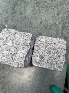 Revêtement mural extérieur en pierre naturelle, granit blanc gris Thanh Hoa Vietnam, durable, rustique, imperméable, antidérapant, écologique - Product Image 4