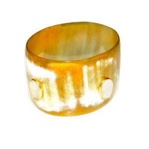 Brazalete Moderno y Elegante de Cuerno de Búfalo Natural Blanco, Ecológico, Hecho a Mano en India - Product Image 6