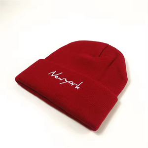 Bonnet tricoté chaud d'hiver en gros avec logo personnalisé, bonnet de sport tendance, bonnet personnalisé de haute qualité - Product Image 5