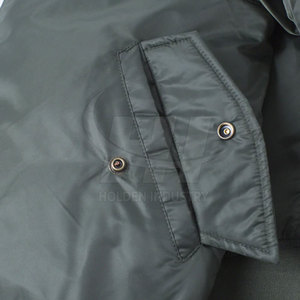 Chaqueta Bomber de Uso Diario, Chaqueta Bomber de Primera Calidad, Chaqueta Bomber de Ajuste Cómodo en Venta - Product Image 3