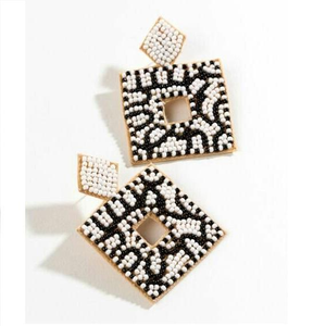 Pendientes Bordados de la India, Hechos a Mano, Multicolores, para Mujeres y Niñas, por MD HANDICRAFTS - Product Image 6