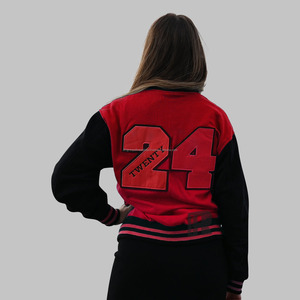 Veste de baseball universitaire Letterman en coton chenille avec broderie et logos personnalisés pour femmes, col montant, poids léger par tous les temps - Product Image 5