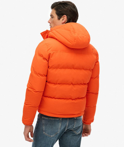 Chaqueta acolchada para hombre al por mayor, para invierno, personalizada, informal, para exteriores, a prueba de viento, con cierre de cremallera y bolsillos laterales, abrigo para hombre - Product Image 3