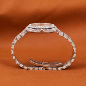 Montre de luxe pour homme avec diamants, boîtier en alliage, mouvement à quartz ETA, cadran de 41 mm, verre saphir, fermoir papillon, usage quotidien - Product Image 4