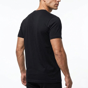 เสื้อยืดลำลองคอกลมแขนสั้นสีดำสำหรับผู้ชาย ผ้าโพลีเอสเตอร์ 100% ทรงหลวม สีพื้น เป็นมิตรกับสิ่งแวดล้อม ระบายอากาศได้ดี INTENTION SPORTS - Product Image 4