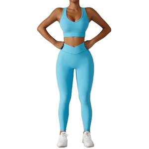 Ensembles de vêtements de sport pour femmes, sans couture, en spandex et polyester, taille haute élastique, pour gym, fitness, yoga, leggings et shorts unis. - Product Image 1