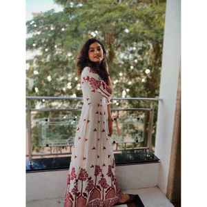 FANTAISIE GEORGETTE FIL À BRODER TRAVAIL SEULEMENT ROBE BLANCHE - Product Image 1