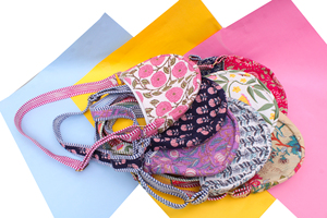 Bolsa de Cosméticos Acolchada con Estampado Floral, Bolsa de Aseo con Cierre, Estuche de Maquillaje de Algodón para Viajes y Uso Diario - Product Image 5