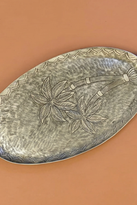 Modern Antique Oval Serving Tray With Palm <b>Tree</b> Engraving & Wooden Handle <b>Decorative</b> Metal Platter For Tropical Home <b>Decor</b> Hotel - Product Image 4
