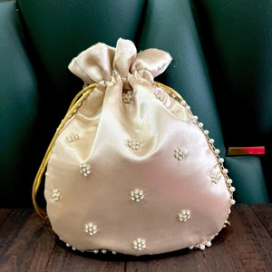 Bolso Potli con Cuentas a Precio Accesible para Mujer, con Patrón Floral Bordado a Mano, para Bodas y Trajes Festivos - Product Image 2