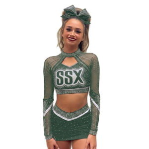 Ensemble d'uniformes de cheerleading personnalisés avec strass, bicolore noir et rouge, en polyester durable, tenue professionnelle pour équipe - Product Image 2