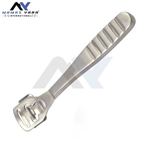 Cortador Profesional de Callosidades para el Cuidado de los Pies - Removedor de Cutículas de Acero Inoxidable - Herramientas de Precisión para Pies Suaves y Saludables - Product Image 2