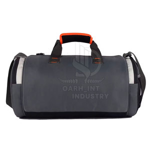 Sac de sport multifonctionnel de dernière conception pour l'extérieur, en nylon de haute qualité, avec logo personnalisé, vente en gros - Product Image 2