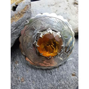 Broche escocés antiguo con grabados de cardo escocés, de cristal facetado grande color citrino, para traje escocés de las Tierras Altas - Product Image 5
