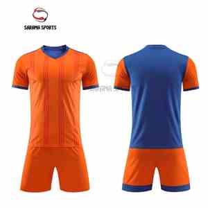 Vêtements de tennis personnalisés en gros, ensemble de maillots et shorts OEM pour hommes avec design personnalisé, couleurs et nom d'équipe personnalisés - Product Image 1