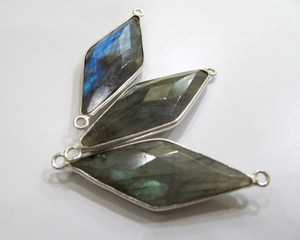 Labradorite en laiton, forme marquise fantaisie, taille 14x34mm, briolette taillée au laser, double boucle, plaqué argent, or, noir pour - Product Image 3