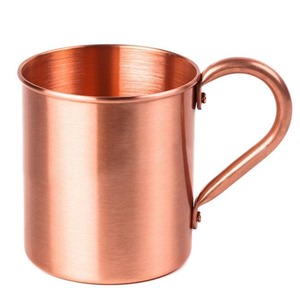 Mug à Moscow Mule contemporain martelé GLOSSY TOUCH ART, fait main, portable, avec poignée incurvée, pour bière, whisky, en métal - Product Image 5