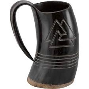 Vase à boire en forme d'animal marin naturel, poli, pour les peuples nordiques médiévaux et les rustiques, disponible au meilleur prix - Product Image 3