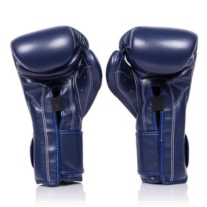 นวมชกมวยหนังแท้ Fairtex แห้งเร็ว สายรัดข้อมือแบบ Hook-and-Loop สีน้ำเงินทอง ระบายอากาศได้ดี ป้องกันรังสียูวี - Product Image 5