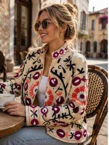 Veste en coton brodée Suzani artisanale, authentique artisanat traditionnel, style bohème pour femmes, manteau floral artisanal, blazer d'hiver - Product Image 5