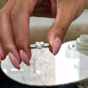 Romantic Lab Grown 1.02CT Heart Cut Diamond Three Stone <b>Ring</b> with 14K White Gold For Women's For Engagement Proposal For Lovers - Product Image 2