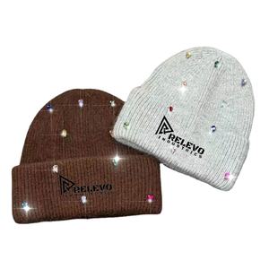 Nuevos Gorros de Punto Personalizados con Diamantes de Imitación y Cristales Brillantes, Gorros de Calle con Borde Reforzado, Unisex, 100% Poliéster de Alta Calidad - Product Image 3