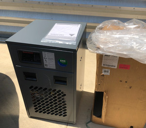 Sécheur d'air réfrigéré neuf très demandé, classe ISO 4, 35 cfm, 115 V CA, 3/4 po NPT, 40F, Ciseaux à cheveux - Product Image 2
