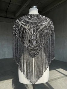 Cape d'épaule élégante brodée de perles et de pompons, travail manuel intensif, pour accessoire de robe de mariée, fournisseur en gros - Product Image 4