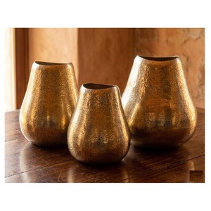 Ensemble de 3 pots à fleurs ronds en métal profond faits à la main, en laiton antique, pour la décoration intérieure et extérieure de la maison et du jardin - Product Image 5