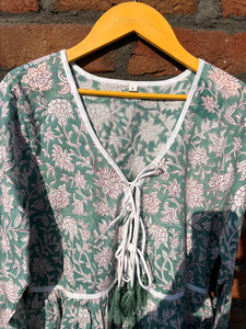 Robe longue décontractée à col en V et manches longues, brodée de fleurs et imprimée à la main, collection 2026, prix d'usine - Product Image 4